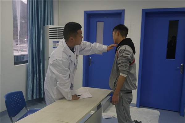 承接高考体检工作服务考生圆大学梦